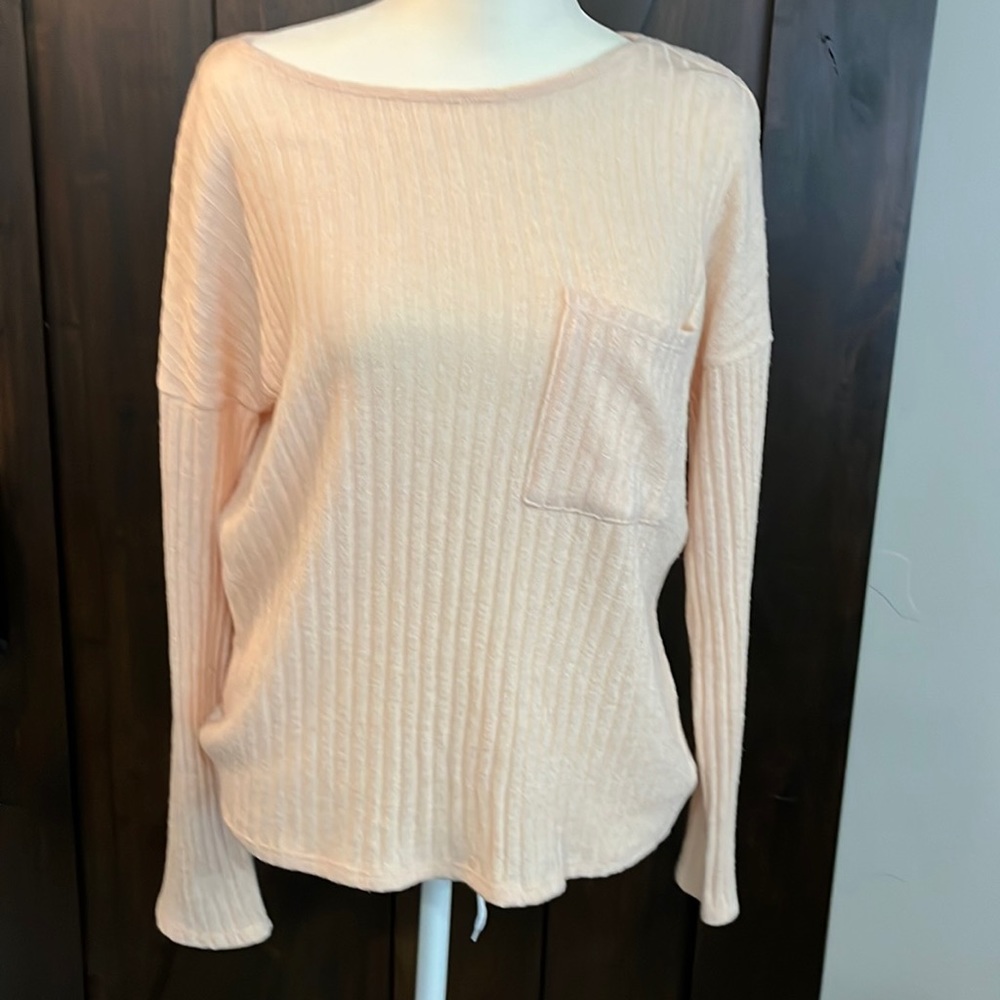 Forever 21 Peach Long Sleeve Sweater SZ Small